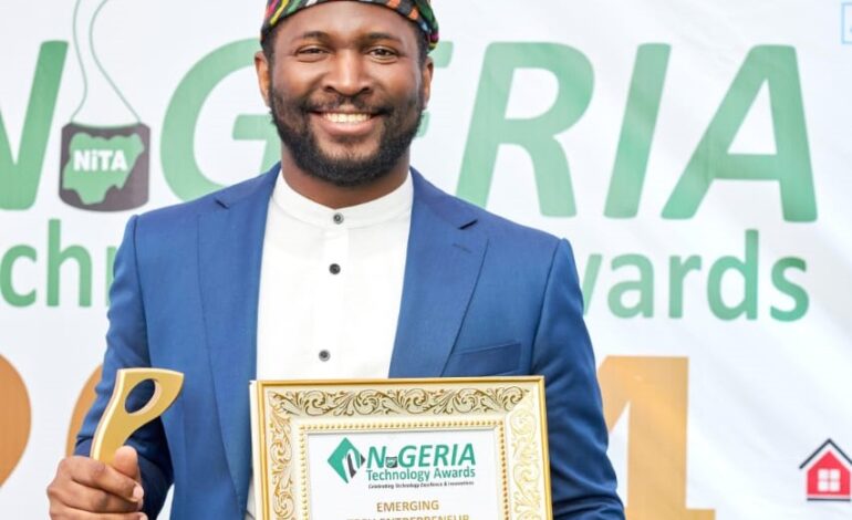  Temitope Godwin Orilua, lauréat du prestigieux Nigeria Technology Awards 2024